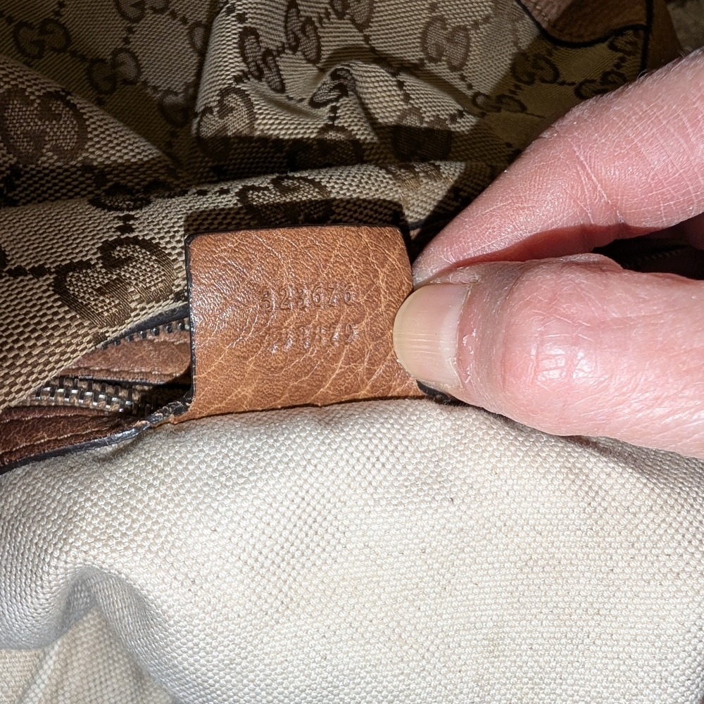 Gucci Brown and Cream Monogram Shoulder Bag - Picture 10 of 16